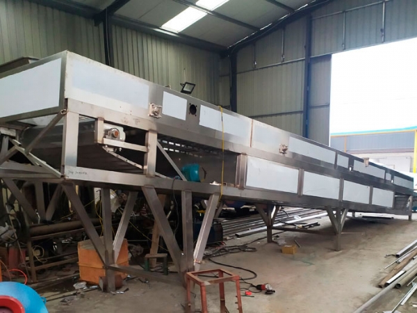 生產(chǎn)車(chē)間